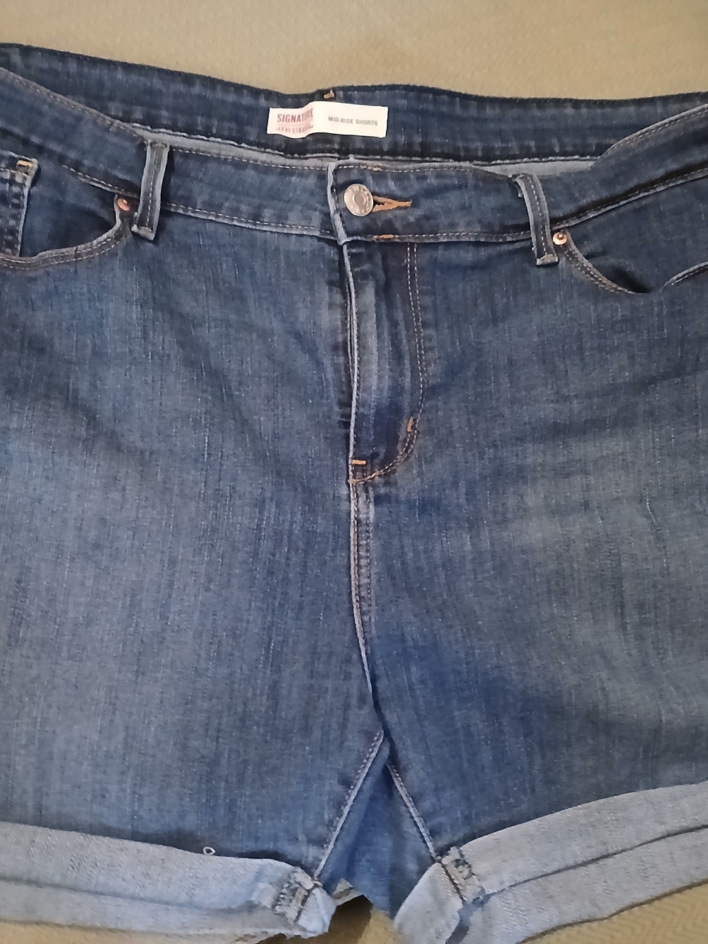 Signature Women's Dark Blue Rolled-Cuff Boyfriend Jeans Shorts 18